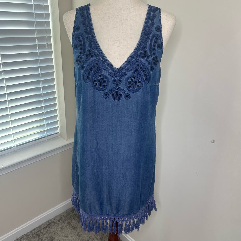 Beige by eci dress Size Medium Fringe Unique V Neck Chambray